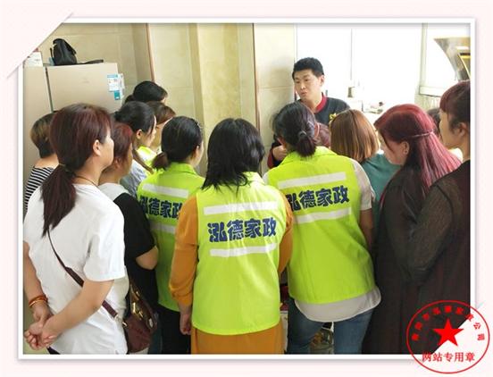 母乳喂養早知道。社旗有金牌月嫂嗎？